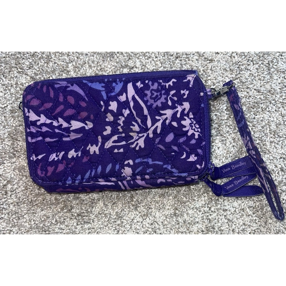 Vera Bradley Paisley Amethyst‎ Retired Wristlet Wallet